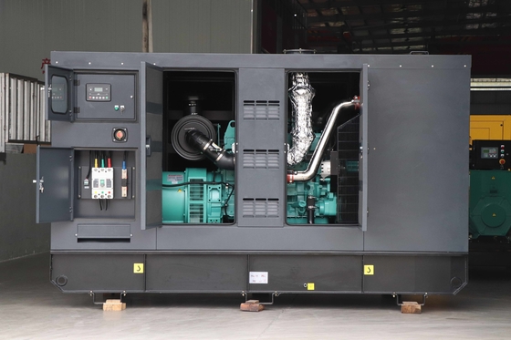 DCEC Cummins G Drive 6LTAA9.5-G1 Diesel Electric Generator Set 240KW 300KVA
